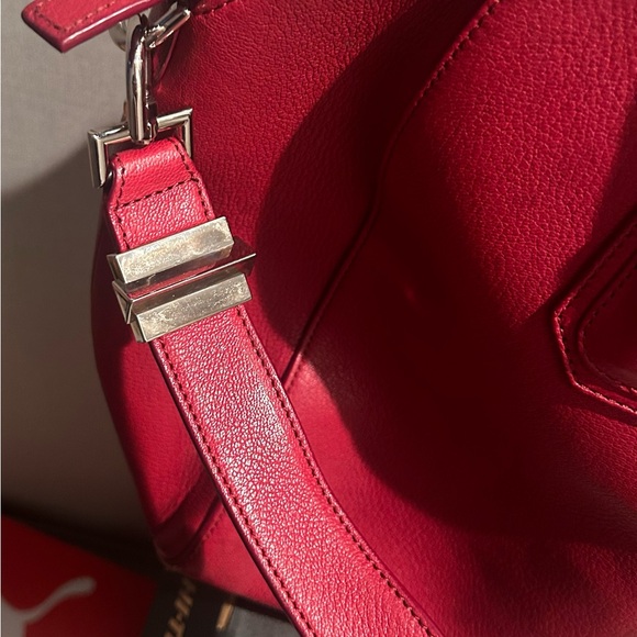 Givenchy Antigona Medium Red Leather Handbag - Picture 10 of 12